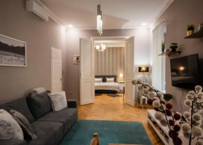 Jacks\'S Home Apartman - Free Parking