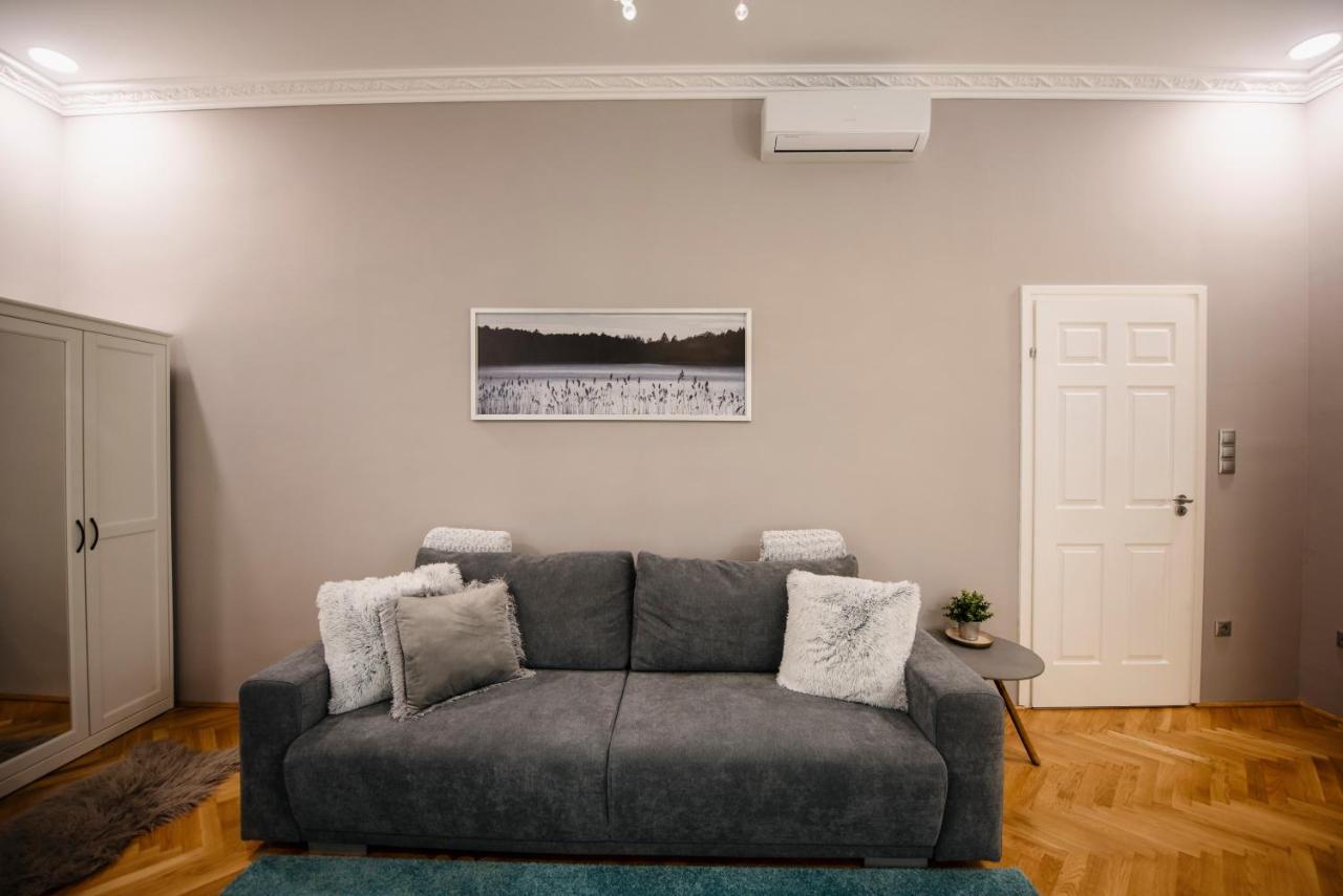 Jacks's - Free Parking Apartman Pécs